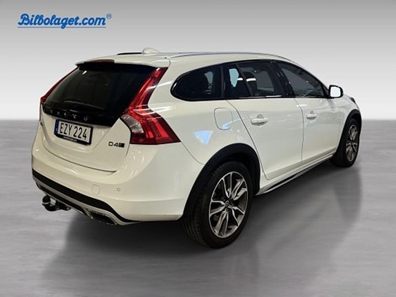 Volvo V60 Cross Country 5 of 5