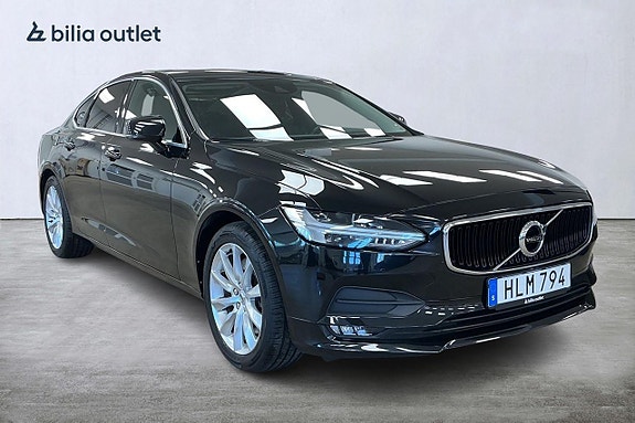 Volvo S90 2 of 5