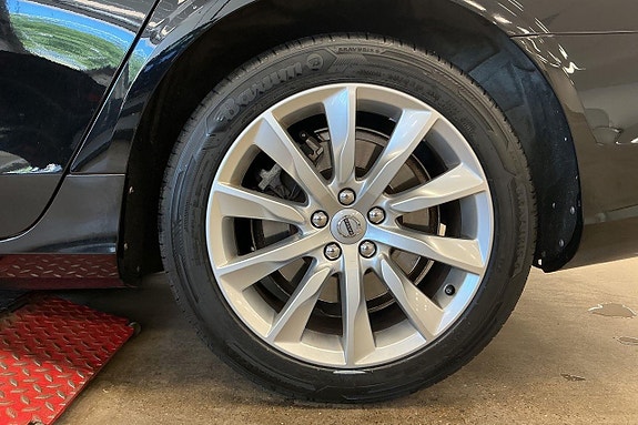 Volvo S90 21 of 26