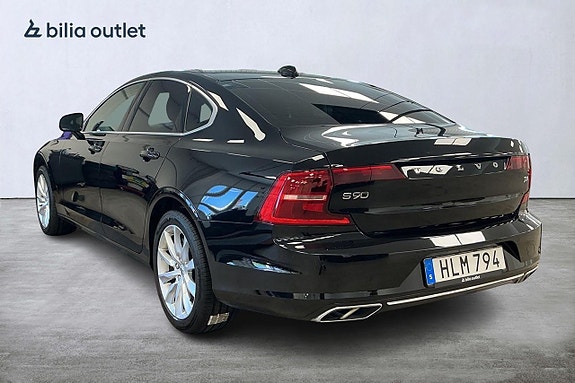 Volvo S90 3 of 5