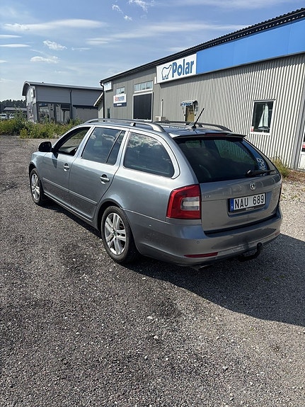 Skoda Octavia 3 of 4