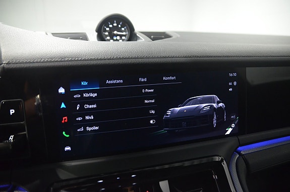 Porsche Panamera 4 17 of 21