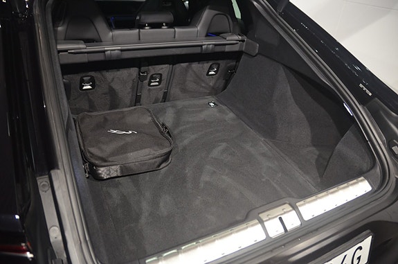 Porsche Panamera 4 15 of 21