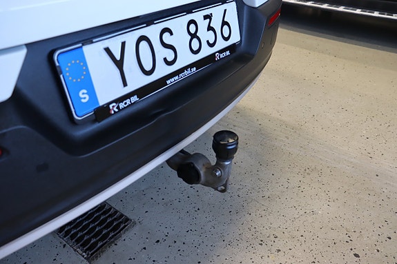 Volvo XC40 8 of 27