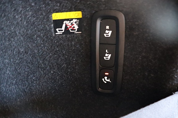 Volvo XC40 9 of 27