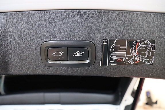 Volvo XC40 7 of 27