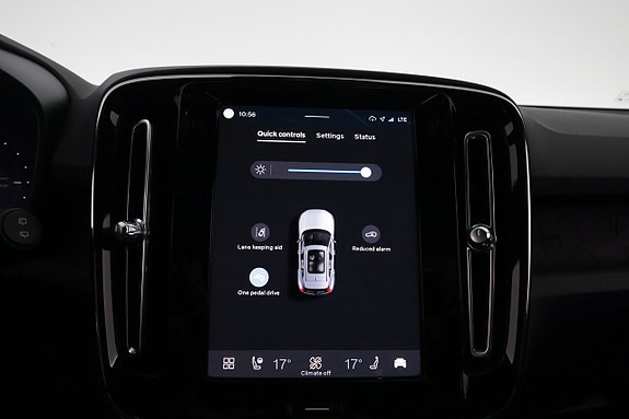 Volvo XC40 19 of 29