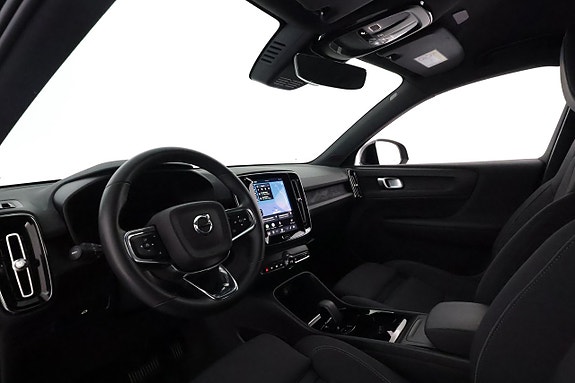 Volvo XC40 11 of 29