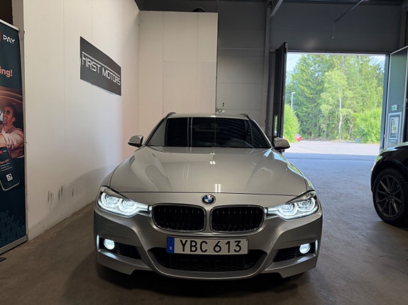 BMW 320d 4 of 5