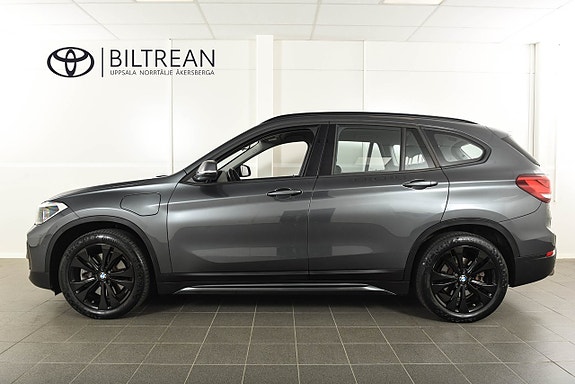 BMW X1 3 of 5