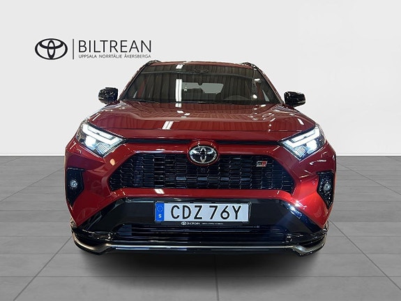 Toyota RAV4 Plug-in Hybrid 5 of 5
