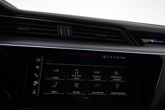Audi Q8 e-tron 21 of 29