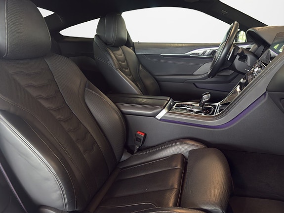 BMW M850i 17 of 22