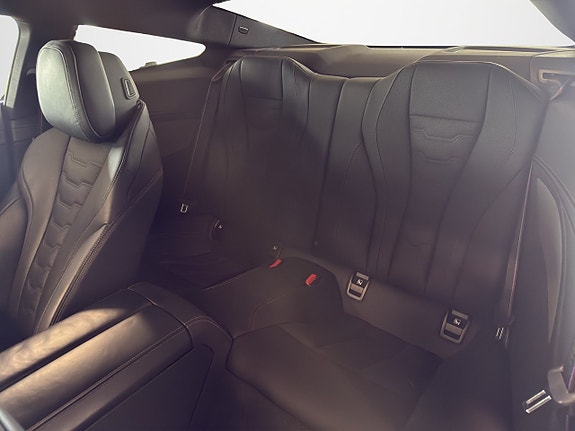 BMW M850i 15 of 22
