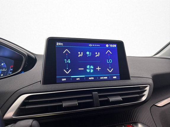 Peugeot 3008 18 of 29