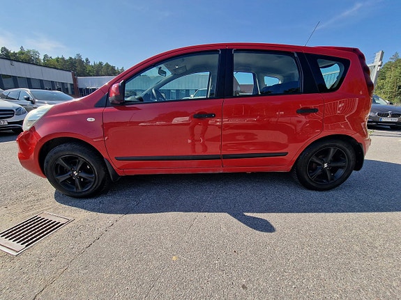 Nissan Note 3 of 5
