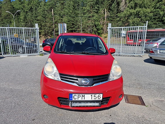 Nissan Note 9 of 15