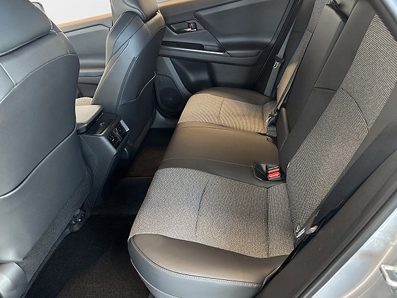 Toyota bZ4X Touring 7 of 11