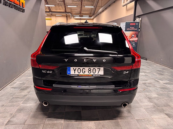 Volvo XC60 4 of 15