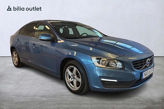 Volvo S60 3 of 5