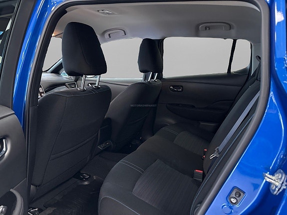 Nissan Leaf 9 of 15