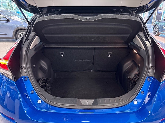Nissan Leaf 14 of 15