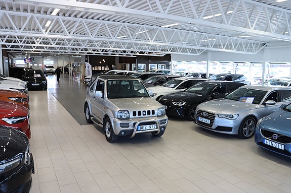 Suzuki Jimny 3 of 5