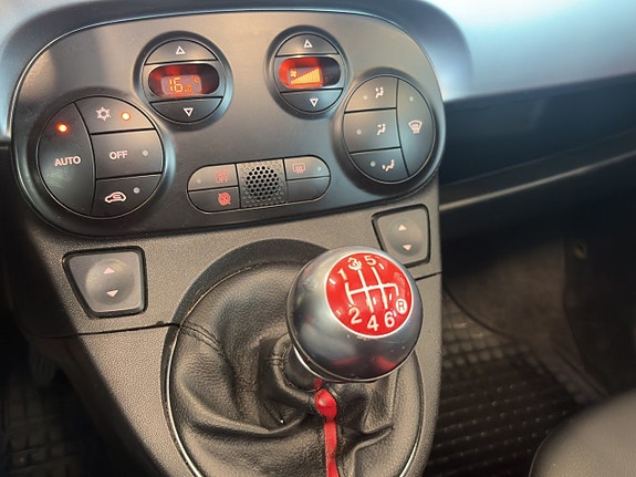 Fiat 500C 12 of 19