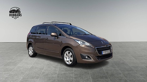 Peugeot 5008 3 of 5