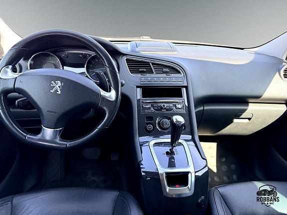 Peugeot 5008 11 of 19