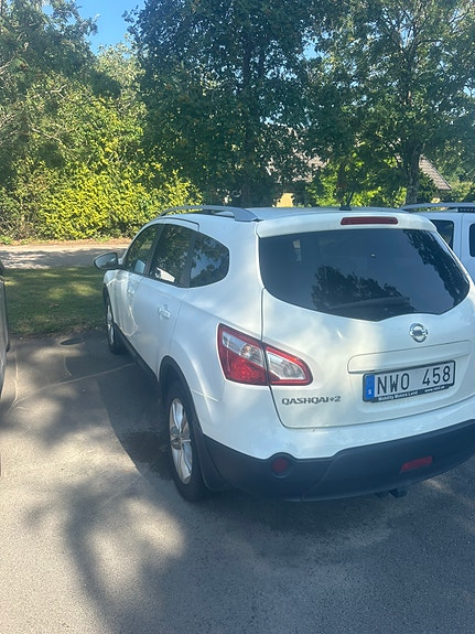 Nissan Qashqai+2 5 of 9