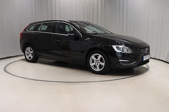 Volvo V60 3 of 12