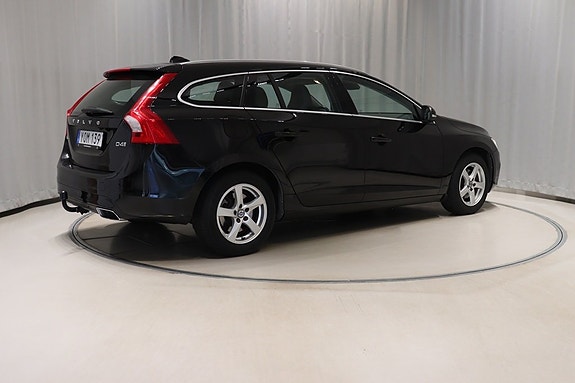 Volvo V60 4 of 12