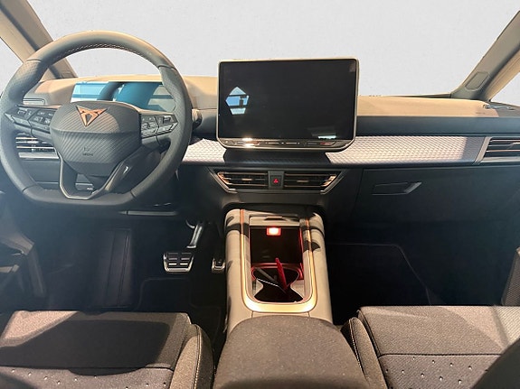 Cupra Born 9 of 19
