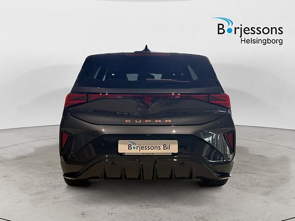 Cupra Born 4 of 19