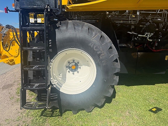 New Holland TC 5.90 RS ny! 20” omg.lev 11 of 12