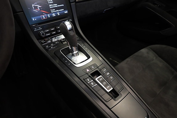Porsche 911 Carrera 4 GTS 20 of 25