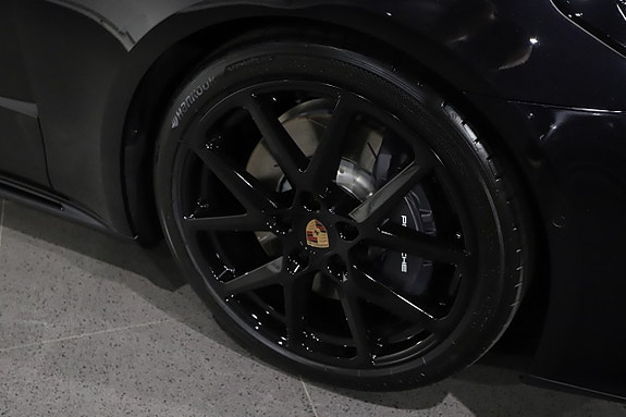 Porsche Panamera 4 9 of 22