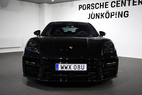 Porsche Panamera 4 8 of 22