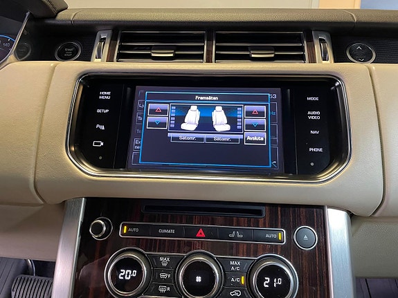 Land Rover Range Rover 16 of 23