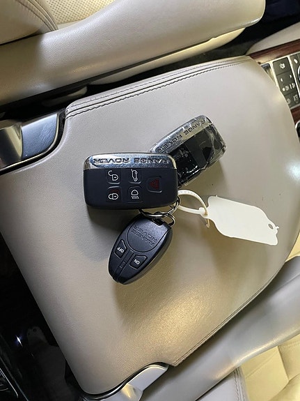 Land Rover Range Rover 23 of 23