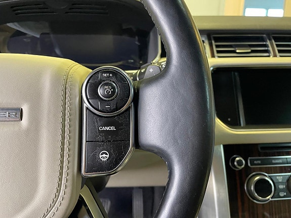 Land Rover Range Rover 10 of 23