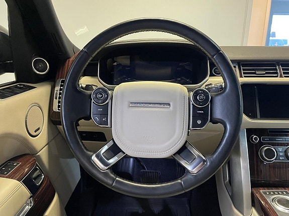 Land Rover Range Rover 8 of 23