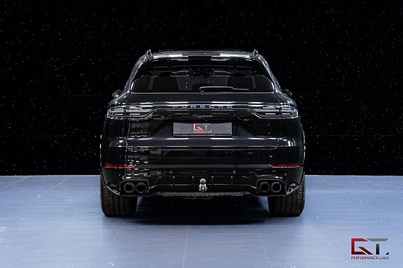 Porsche Cayenne 6 of 20