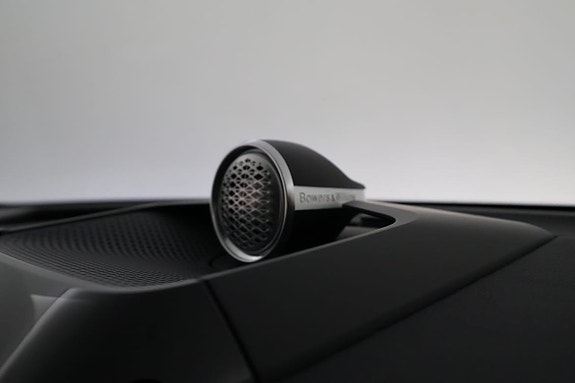 Volvo EX90 12 of 28