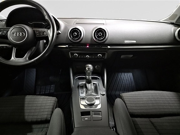 Audi A3 14 of 27