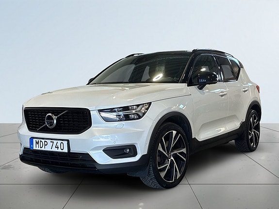 Volvo XC40 16 of 18