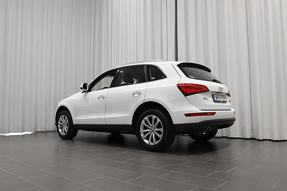 Audi Q5 3 of 21