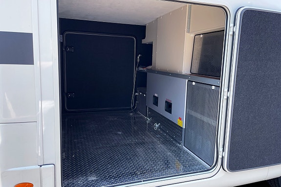 Concorde CHARISMA 850 L 15 of 16