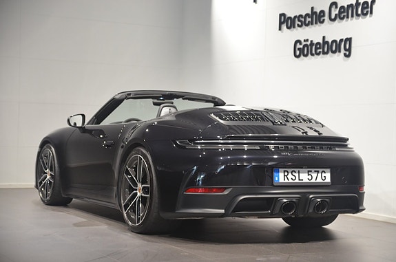 Porsche 911 Carrera 4 GTS 6 of 16